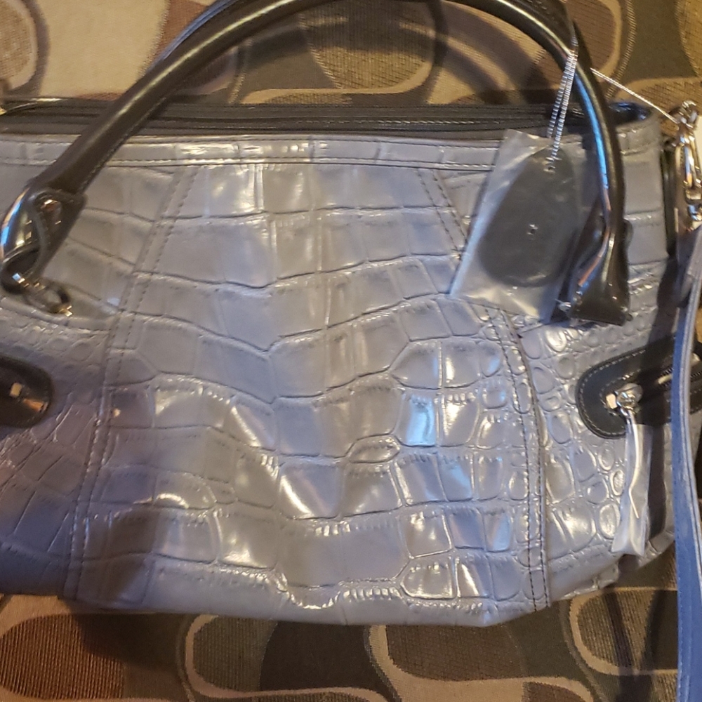 Purse - Picture 2 of 5